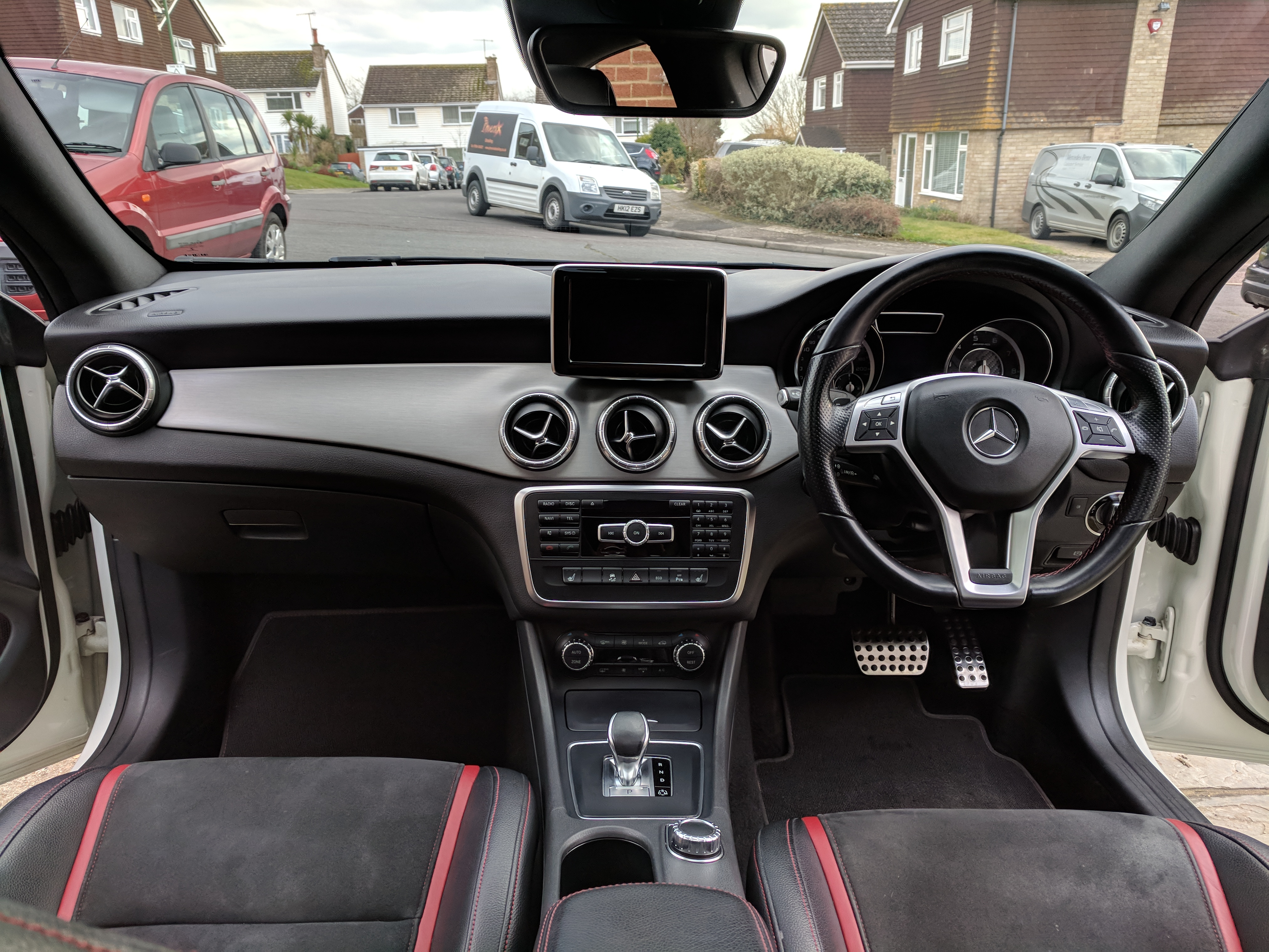 Basic Interior Valet